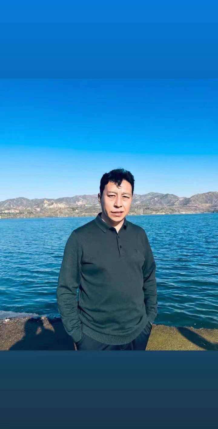 闻会军高清图片